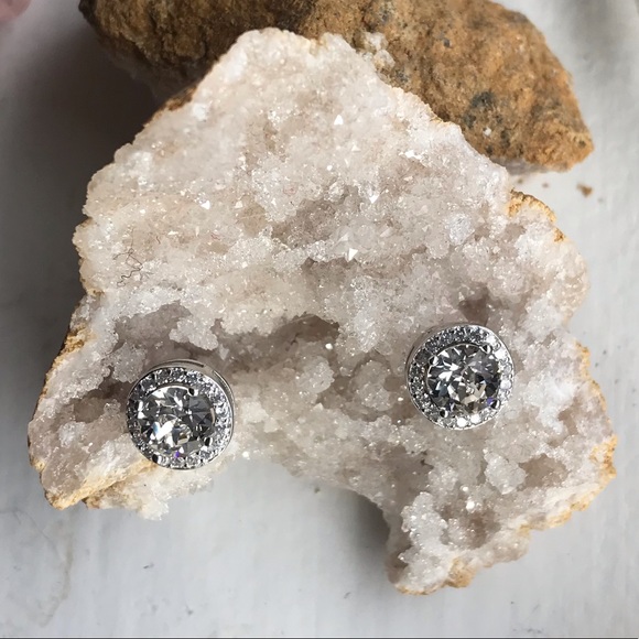 Round Halo Swarovski Stud Earrings - Picture 2 of 8